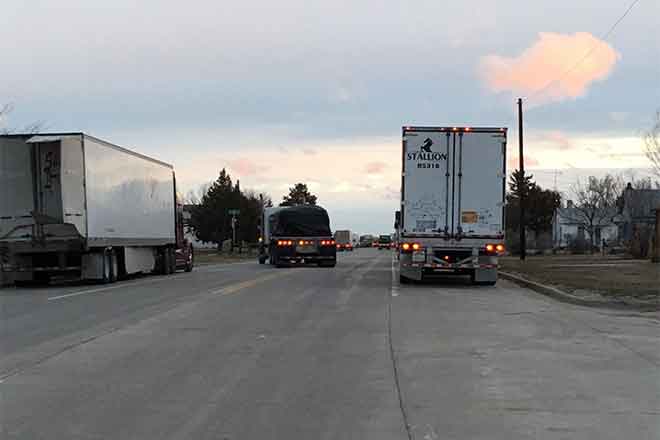 PICT 64J1 Trucks Stopped in Eads - Jeanne Sorensen PICT Trucks Stopped in Eads - Jeanne Sorensen