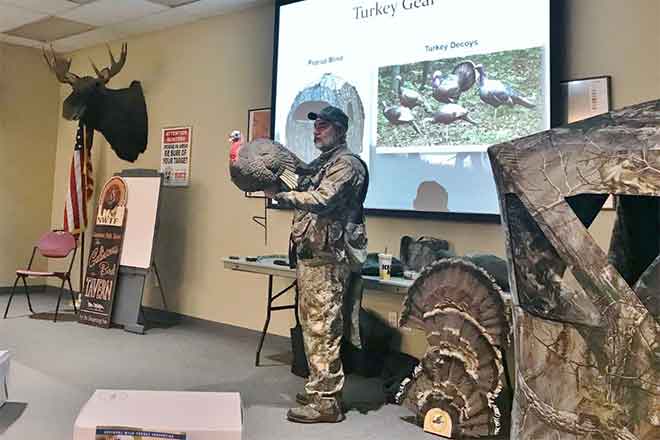 PICT 64J1 Willie Kalaskie - Turkey Hunting 101 - CPW PICT Willie Kalaskie - Turkey Hunting 101 - CPW