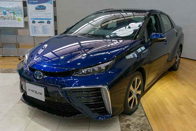 PICT 64J1 EarthTalk - Toyota Mirai - FlickrCC - Aaron Smart PICT EarthTalk - Toyota Mirai - FlickrCC - Aaron Smart