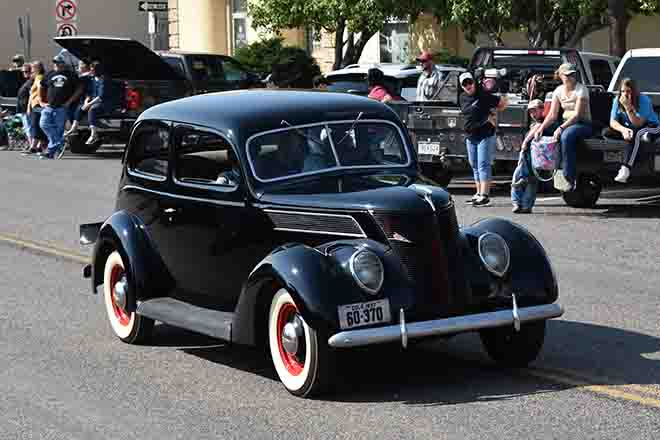 PICT 64J1 Bill Woelk's 1937 Ford at the Kiowa County Fair parade - Chris Sorensen PICT 64J1 Bill Woelk's 1937 Ford at the Kiowa County Fair parade - Chris Sorensen
