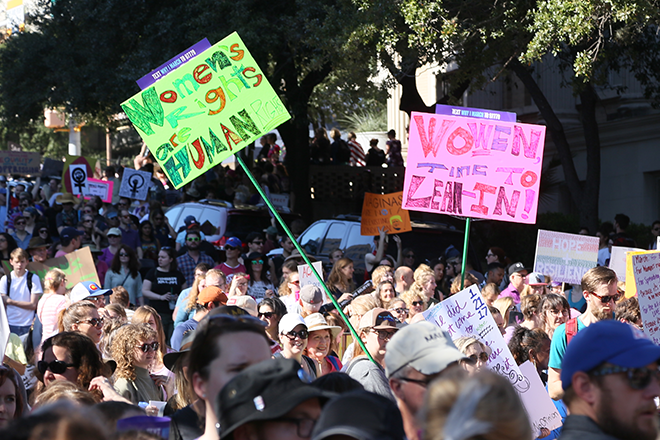 PICT Women's Rights March Austin Texas - Steve Rainwater - Wikimedia - Steve Rainwater from Irving, US (img_4281) [CC BY-SA 2.0 (https://creativecommons.org/licenses/by-sa/2.0)], via Wikimedia Commons