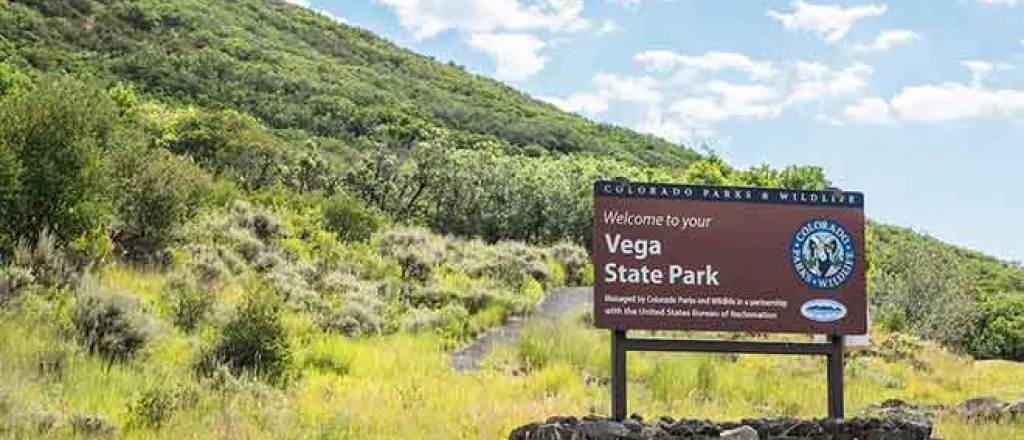 PICT Vega State Park entrance sign - CPW