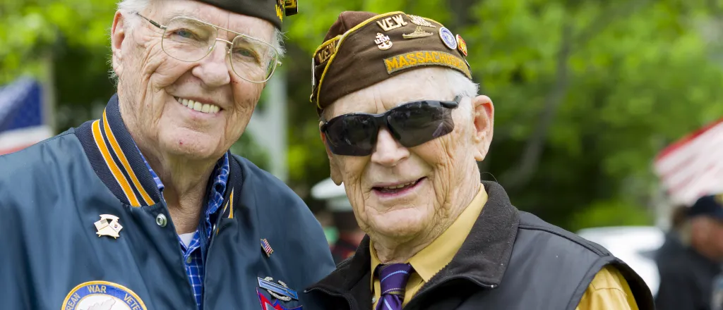 PROMO HIRES Military - Veterans United States - flySnow - iStock-507449191 Two United States military veterans wearing medals and uniform hats - flySnow - iStock-507449191