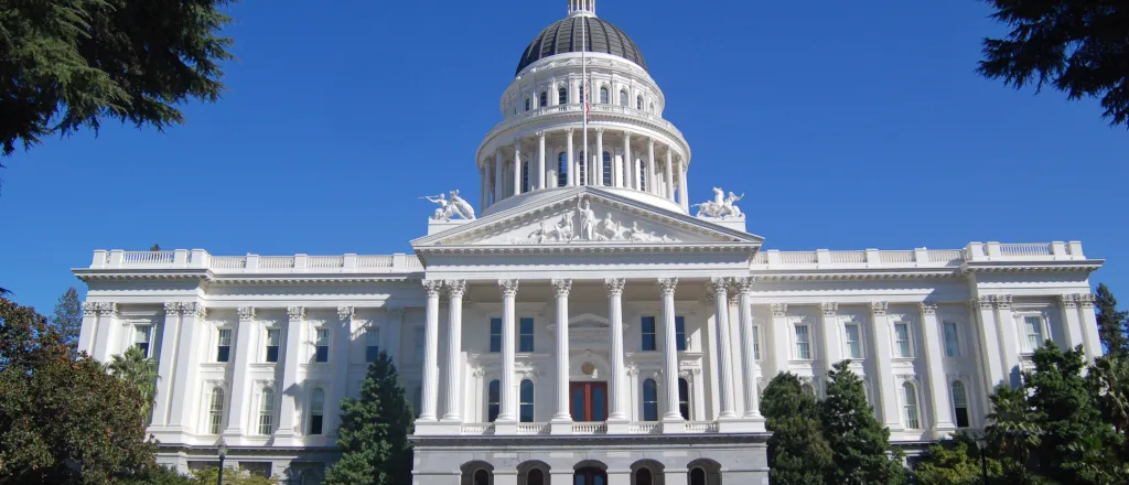 PROMO HIRES Building - California State Capitol - Marcopolo9442 - iStock-179063219 California State Capitol Building