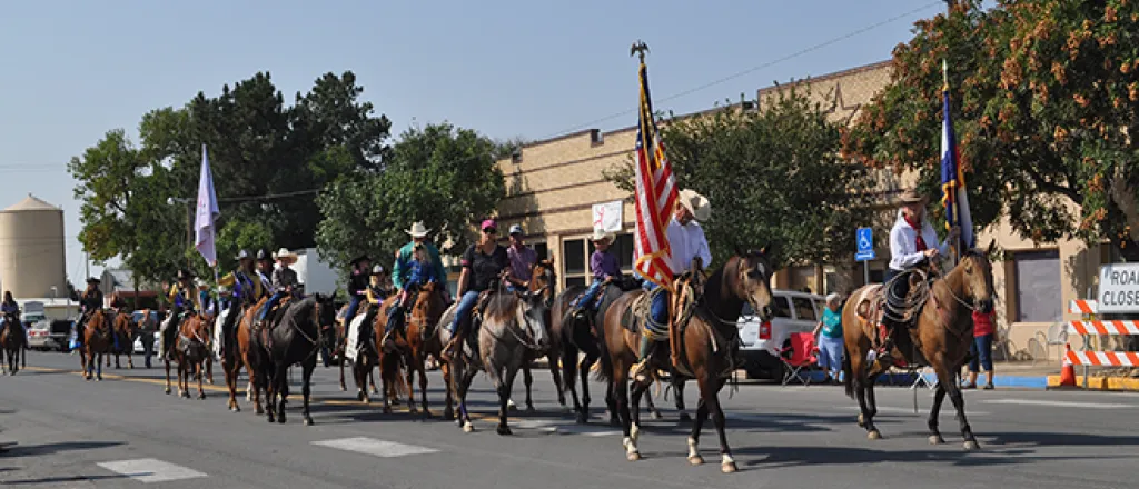 PICT Horses and US Flag - 2017 Kiowa County Fair Parade - Roland Sorensen