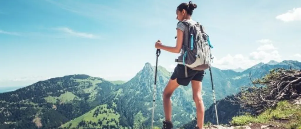 Tips for Hiking Safely During the Spring
