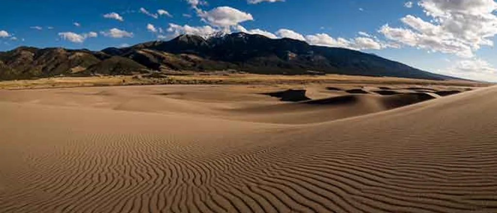 PROMO 64J1 Outdoors - Great Sand Dunes National Park - FlickrCC - Dominic Paulo