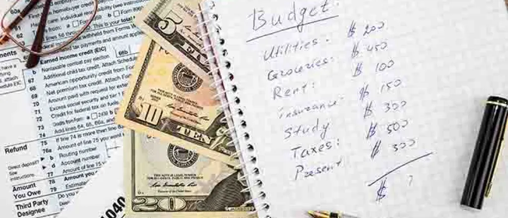 PROMO Finance - Budget Money Tax Forms - iStock - alfexe