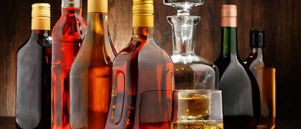 PROMO Miscellaneous - Alcohol Bottles Drinking - iStock - monticello