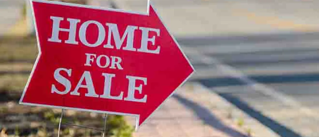 PROMO Miscellaneous - Real Estate Sign Home for Sale - iStock - Jeff Manes