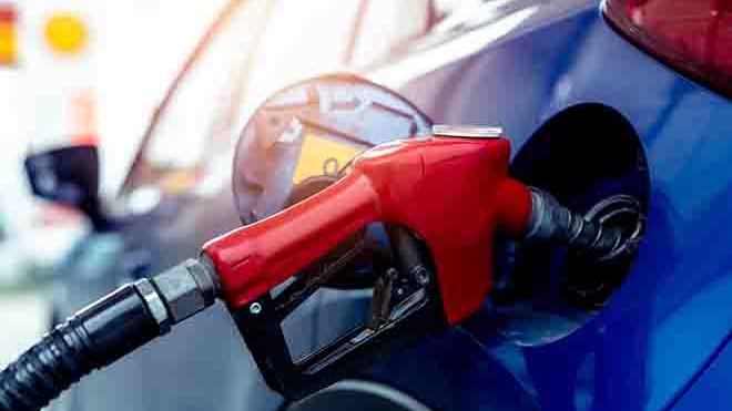 Colorado gas price increases slow as oil prices drop