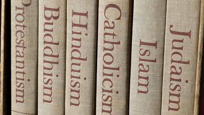 PROMO 64J1 Faith - Books Protestant Buddhist Hindu Catholic Islam Judaism - iStock - MarkSkalny PROMO Faith - Books Protestant Buddhist Hindu Catholic Islam Judaism - iStock - MarkSkalny
