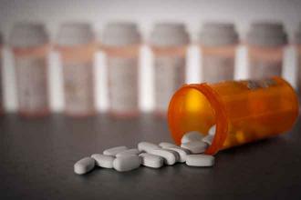 Designing less addictive opioids, through chemistry