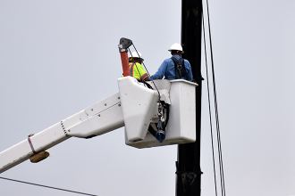 Texas governor calls on Legislature to mandate winterization of power system