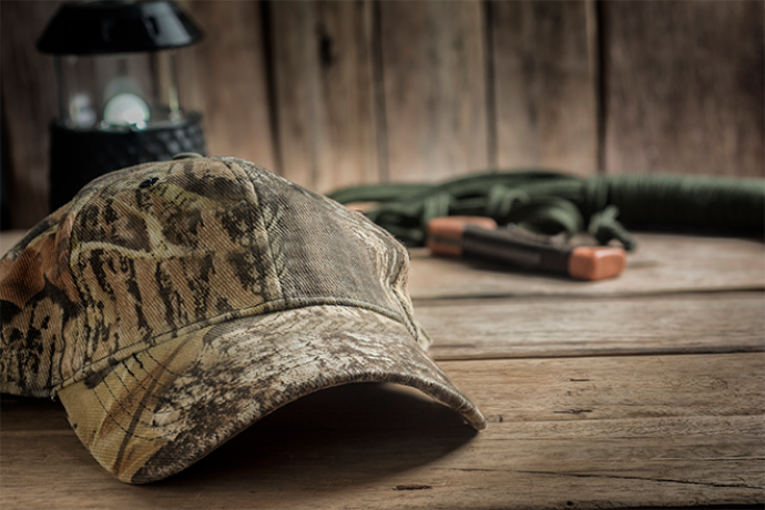 PROMO 660 x 440 Outdoors - Hunting Hat Camo Lantern Table Gear - iStock - Golfcuk PROMO 660 x 440 Outdoors - Hunting Hat Camo Lantern Table Gear - iStock - Golfcuk