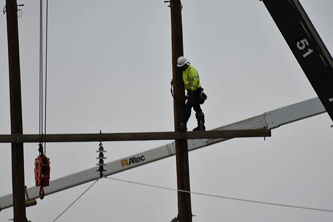 2018-07-28 PICT Power Line Repair Lineman Crossbar - Chris Sorensen