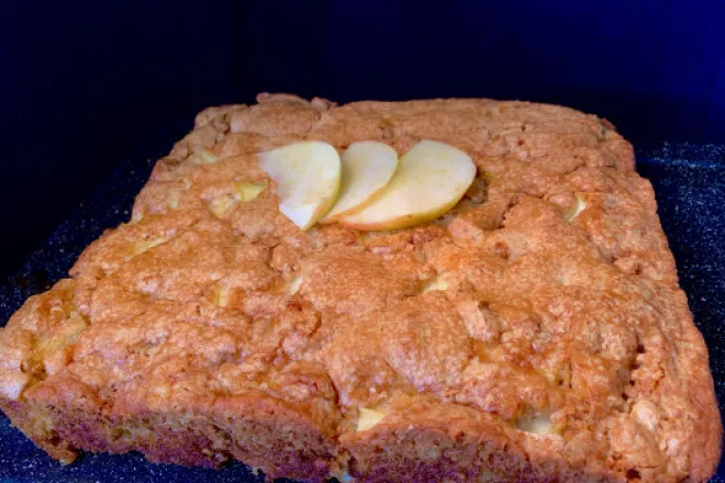 PICT RECIPE Apple Chunk Cake - USDA PICT RECIPE Apple Chunk Cake - USDA