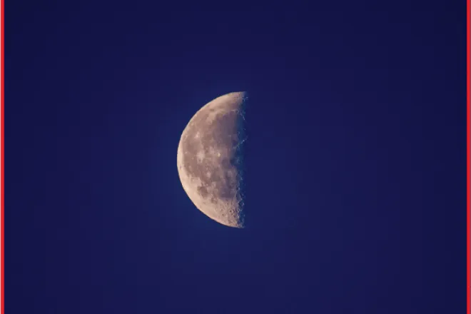 Photo of the Week - 2022-06-10 - Waning moon over Kiowa County, Colorado - Chris Sorensen Photo of the Week - 2022-06-10 - Waning moon over Kiowa County, Colorado - Chris Sorensen