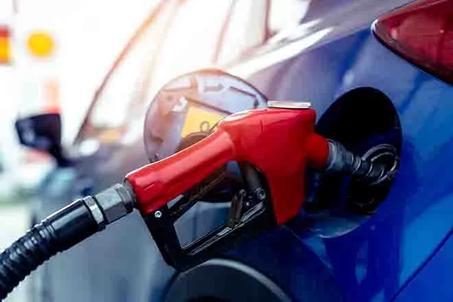 PROMO 64J1 Energy - Gasoline Pump Car Fuel - iStock - Fahroni PROMO 64J1 Energy - Gasoline Pump Car Fuel - iStock - Fahroni