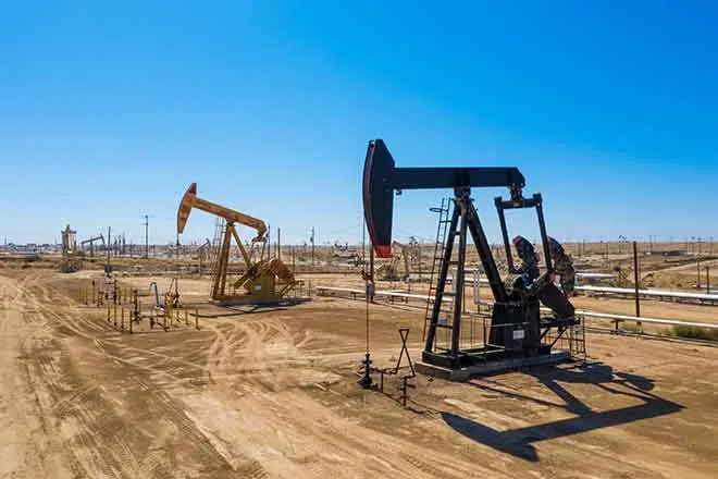 PROMO 64J1 Energy - Oil Pump Rig - iStock - Karina Movsesyan PROMO Energy - Oil Pump Rig - iStock - Karina Movsesyan