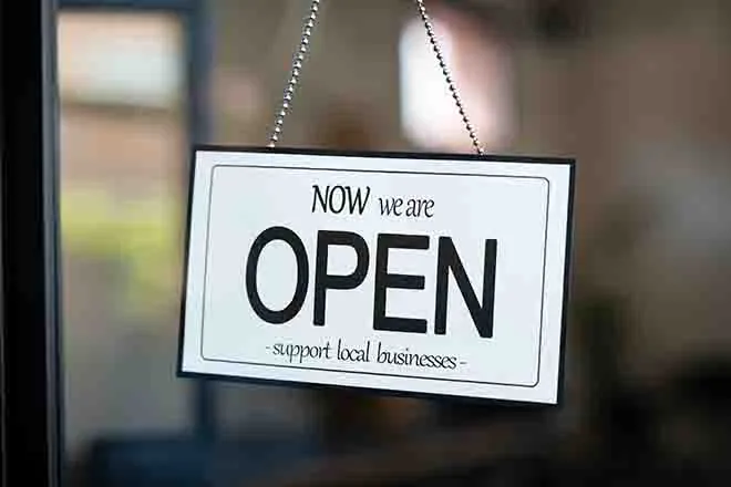 PROMO 64J1 Business - Open Sign Local Small Support - iStock - Ridofranz PROMO Business - Open Sign Local Small Support - iStock - Ridofranz
