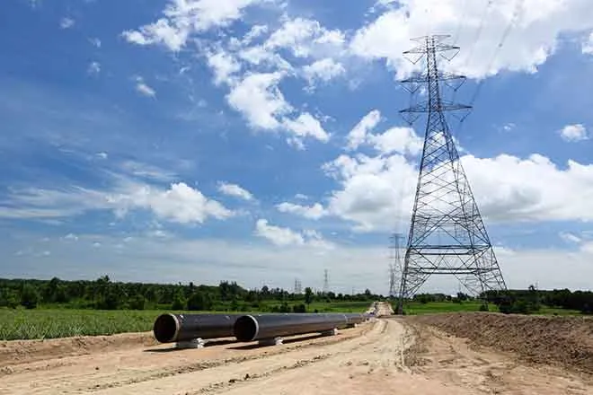 PROMO 64J1 Energy - Pipeline Power Line Electricity Gas Oil - iStock - WorapongW PROMO Energy - Pipeline Power Line Electricity Gas Oil - iStock - WorapongW
