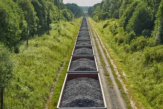 PROMO 64J1 Energy - Transportation Train Coal - iStock - Satephoto PROMO Energy - Transportation Train Coal - iStock - Satephoto