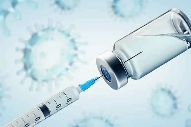 PROMO 64J1 Health - Vaccine Immunization Virus Needle Vial COVID-19 Coronavirus - iStock - ffikretow PROMO Health - Vaccine Immunization Virus Needle Vial COVID-19 Coronavirus - iStock - ffikretow