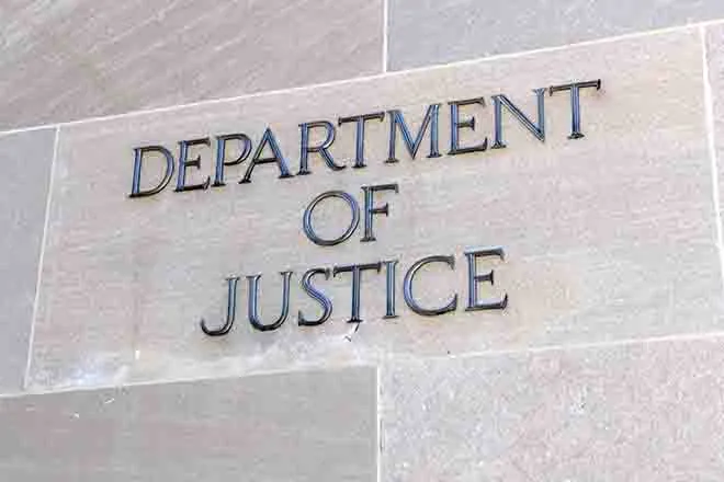PROMO 64J1 Law - Sign Building Washington DC Crime Department of Justice - iStock - robertcicchetti PROMO 64J1 Law - Sign Building Washington DC Crime Department of Justice - iStock - robertcicchetti