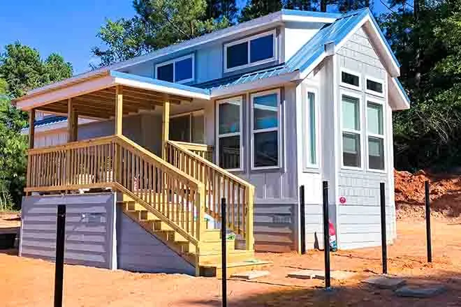 PROMO 64J1 Miscellaneous - House TIny Home Living - iStock - Mechelle Brooks PROMO 64J1 Miscellaneous - House TIny Home Living - iStock - Mechelle Brooks