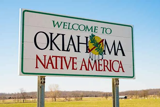PROMO 64J1 Miscellaneous - Oklahoma Welcome Sign Native America Tribe Tribal - iStock - jaflippo PROMO 64J1 Miscellaneous - Oklahoma Welcome Sign Native America Tribe Tribal - iStock - jaflippo