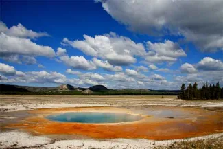 PICT Earthtalk Yellowstone National Park - FlickrCC - rbergman33