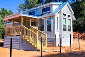 PROMO 64J1 Miscellaneous - House TIny Home Living - iStock - Mechelle Brooks PROMO 64J1 Miscellaneous - House TIny Home Living - iStock - Mechelle Brooks