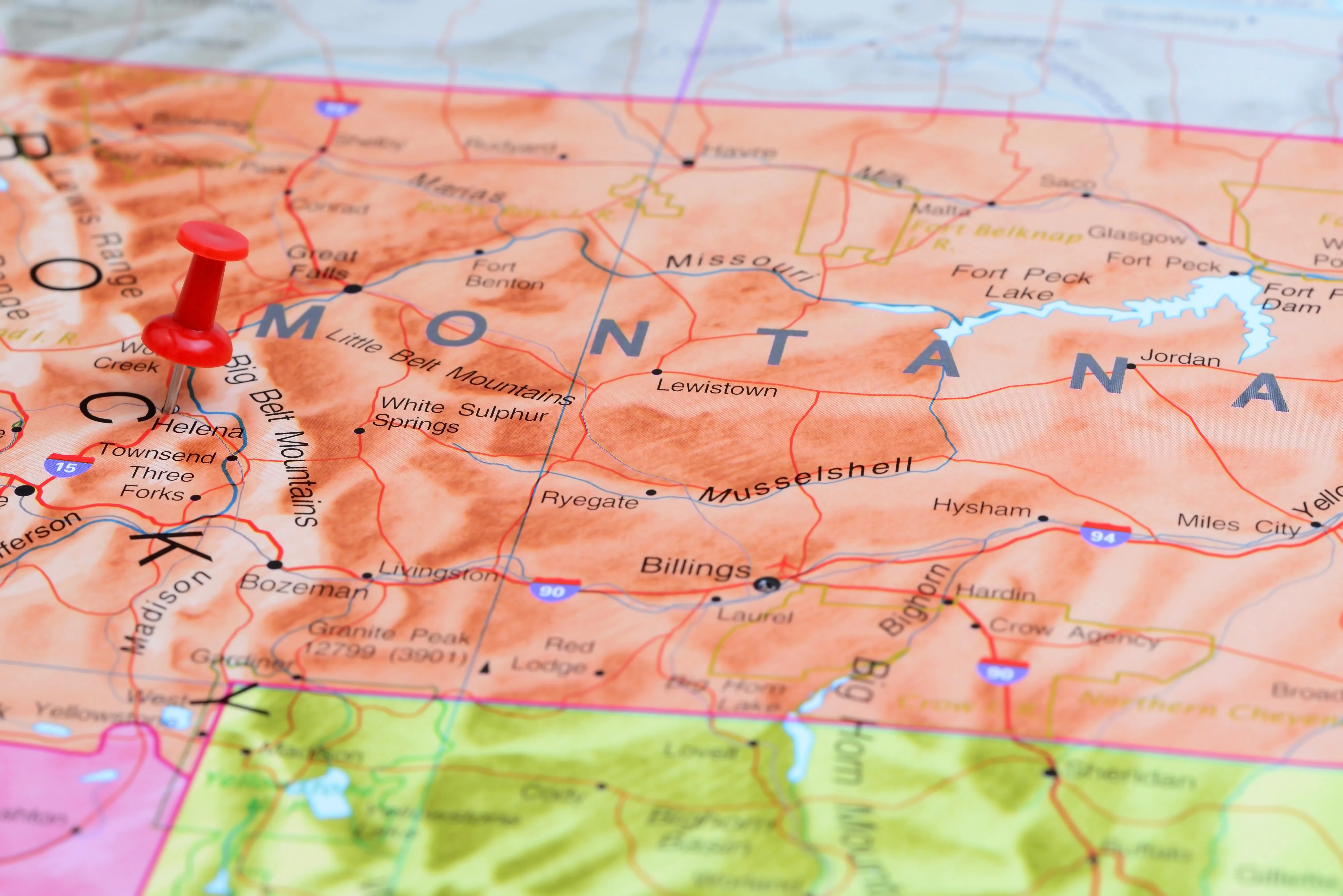 Map of the state of Montana, showing portions of surrounding states