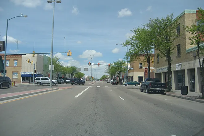 PICT Main Street Lamar - wikimedia