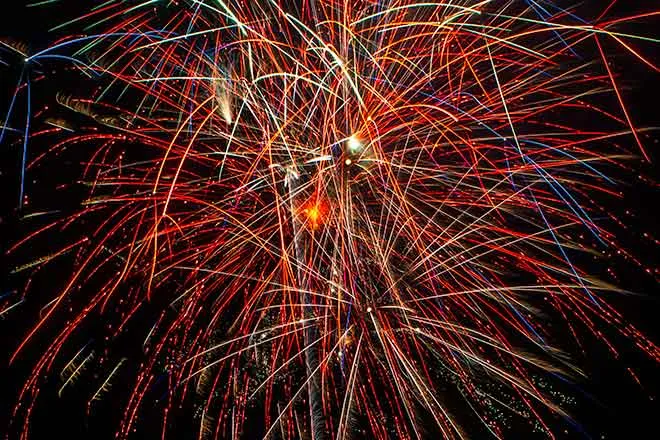 PROMO Miscellaneous - Fireworks Celebration - iStock - Jaybirdphotography
