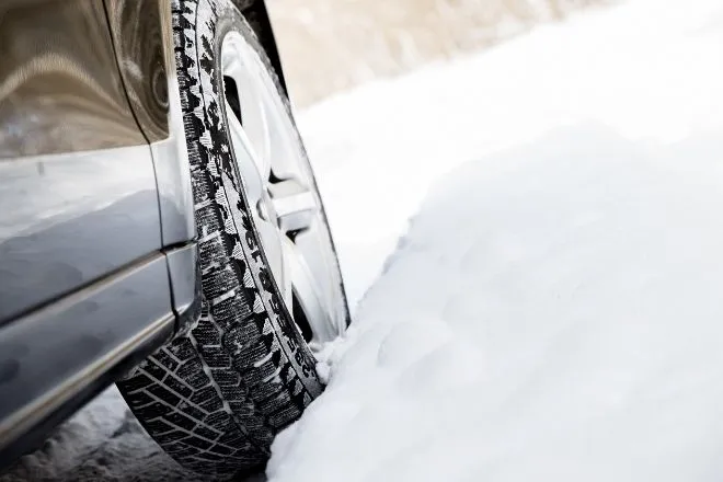 Must-know tips for safe winter driving