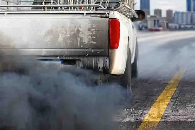 PROMO Environment - Pollution Vehicle Pickup Truck Exhaust Smoke Road - iStock - Toa55