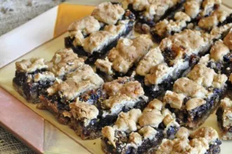 Overhead view of part of a tray of fig bars.